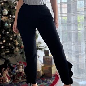 Nic+Zoe Elegant Knit Ruffled Ankle Pants - Size Small